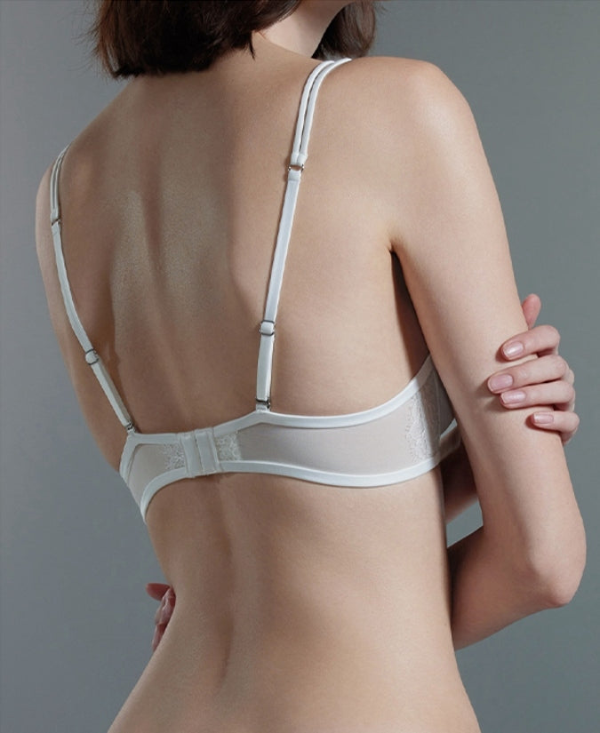 Lillian Silk-Lace Teardrop Bra